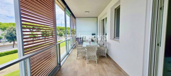 Apartamento de 2 dormitorios en Jesolo, Italy No. 305539 20