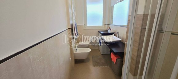 Apartamento de 2 dormitorios en Jesolo, Italy No. 305539 10