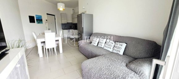 Apartamento de 2 dormitorios en Jesolo, Italy No. 305539 2