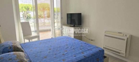 Apartamento de 2 dormitorios en Jesolo, Italy No. 305539 19