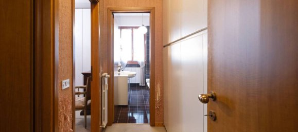 2 bedrooms Apartment in Monza, Italy No. 257487 15