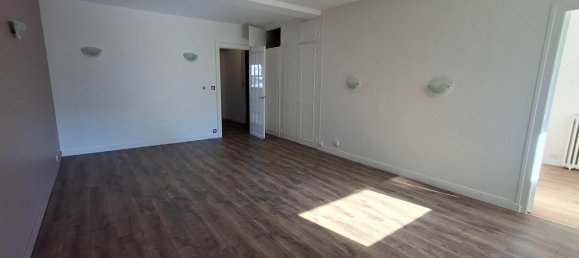 2 Schlafzimmer Wohnung in La Rochelle, France, Nr. 102934 2