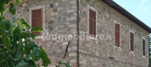 4 bedrooms House in Civitella Paganico, Italy No. 253689 3