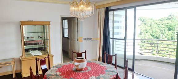 3 bedrooms Condo in Pattaya, Thailand No. 1820 21