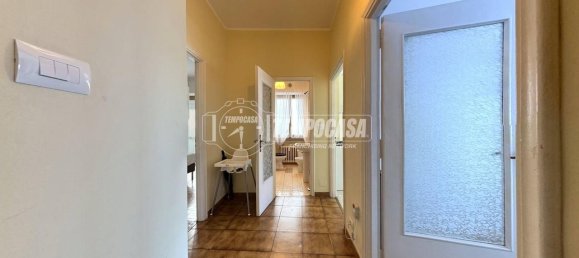 3 rooms Apartment in Turin, Italy No. 266244 12