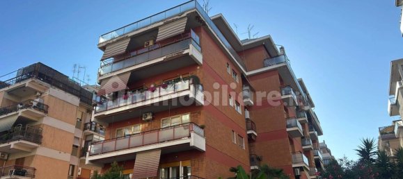 3 bedrooms Apartment in Rome, Italy No. 276384 6