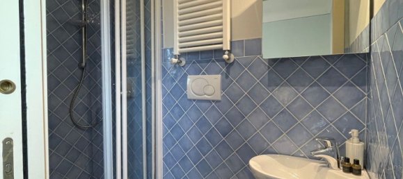 7 bedrooms House in Florence, Italy No. 378060 5