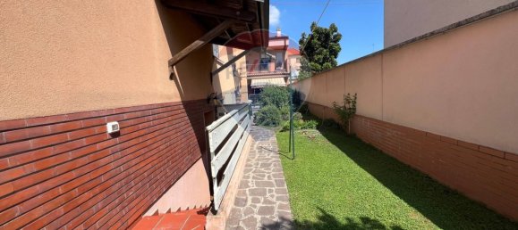 Apartamento de 4 habitaciónes en Cologno Monzese, Italy No. 272345 40