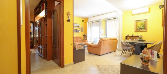 Apartamento de 4 habitaciónes en Cologno Monzese, Italy No. 272345 7