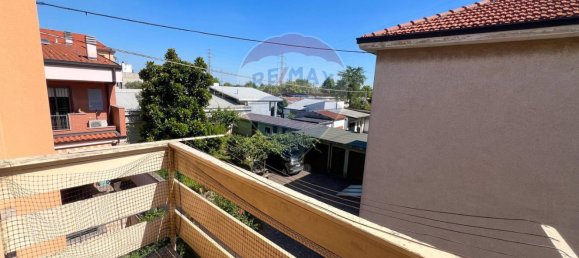 Apartamento de 4 habitaciónes en Cologno Monzese, Italy No. 272345 23