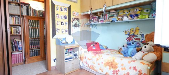 Apartamento de 4 habitaciónes en Cologno Monzese, Italy No. 272345 25