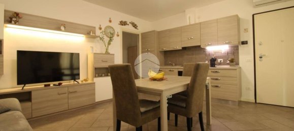 1 Schlafzimmer Wohnung in Fontanella, Italy, Nr. 302640 2