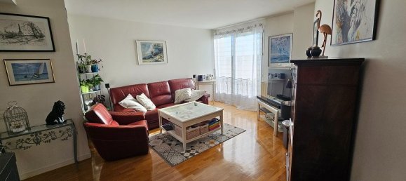 4 Schlafzimmer Doppelhaus in Carrieres-sur-Seine, France, Nr. 178275 2