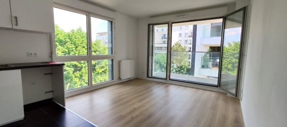 Apartamento de 1 dormitorio en Asnieres-sur-Seine, France No. 296316 2