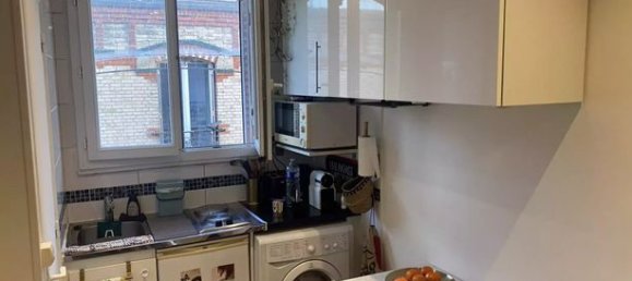Studio à Neuilly-sur-Seine, France No. 282933 2