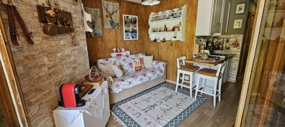 2 bedrooms Apartment in Micigliano, Italy No. 357338 5