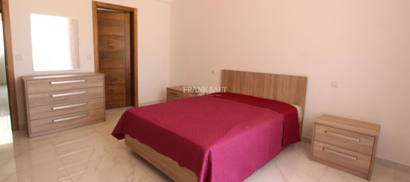 3 bedrooms Penthouse in Msida, Malta No. 4162 10