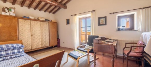 Casa de 16 habitaciónes en Orvieto, Italy No. 90726 26