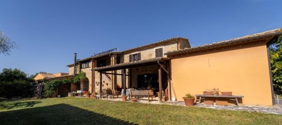 Casa de 16 habitaciónes en Orvieto, Italy No. 90726 6