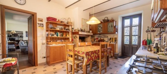 Casa de 16 habitaciónes en Orvieto, Italy No. 90726 18