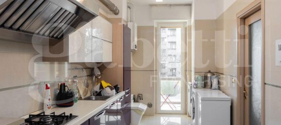 4-Zimmer Wohnung in Monza, Italy, Nr. 32358 17