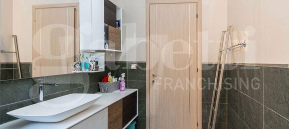 4-Zimmer Wohnung in Monza, Italy, Nr. 32358 12