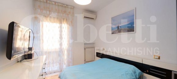 4-Zimmer Wohnung in Monza, Italy, Nr. 32358 8