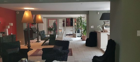 Casa de 5 dormitorios en Soissons, France No. 158360 7