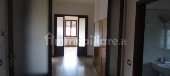 4 bedrooms Apartment in Ravenna, Italy No. 118433 2