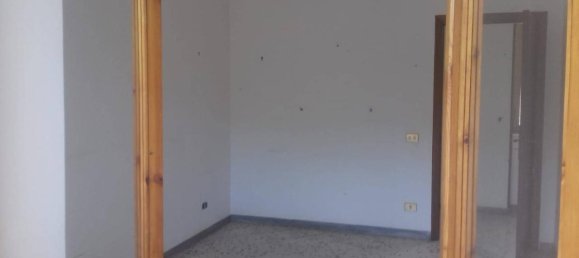 Casa de 5 divisões em Cava de' Tirreni, Italy N.º 120311 6