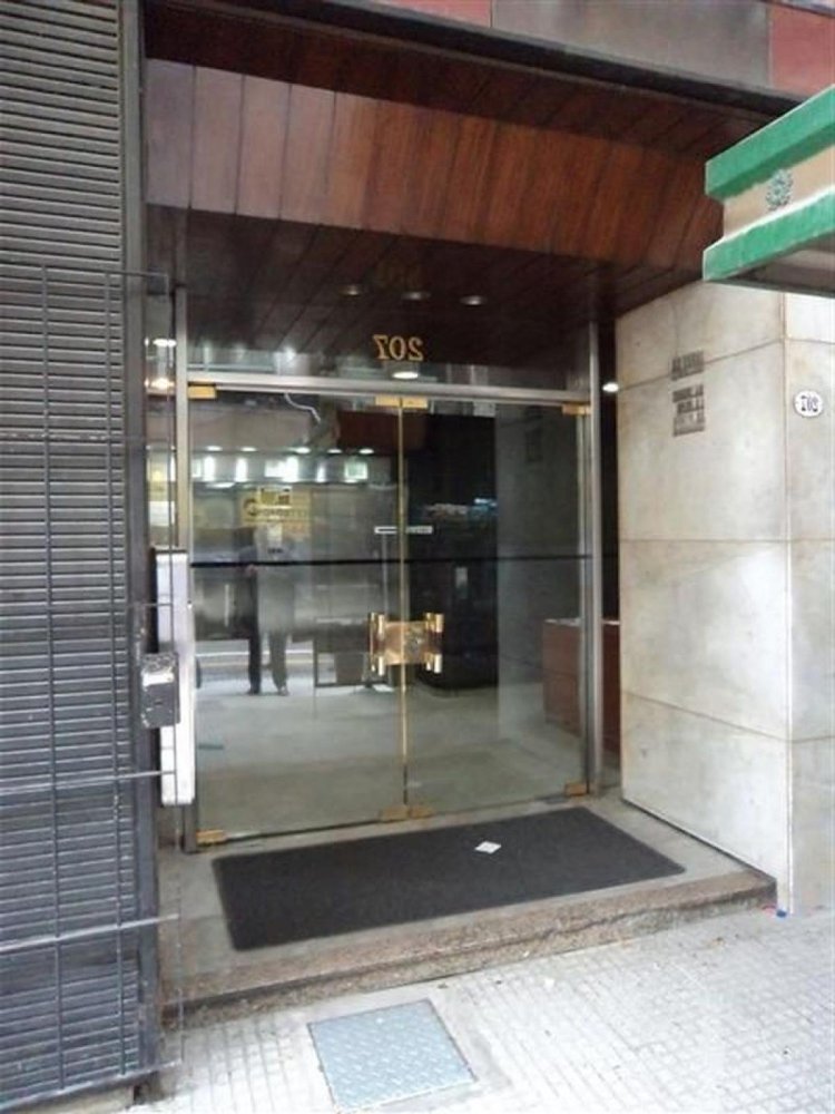 97m² Office in Buenos Aires, Argentina No. 109685