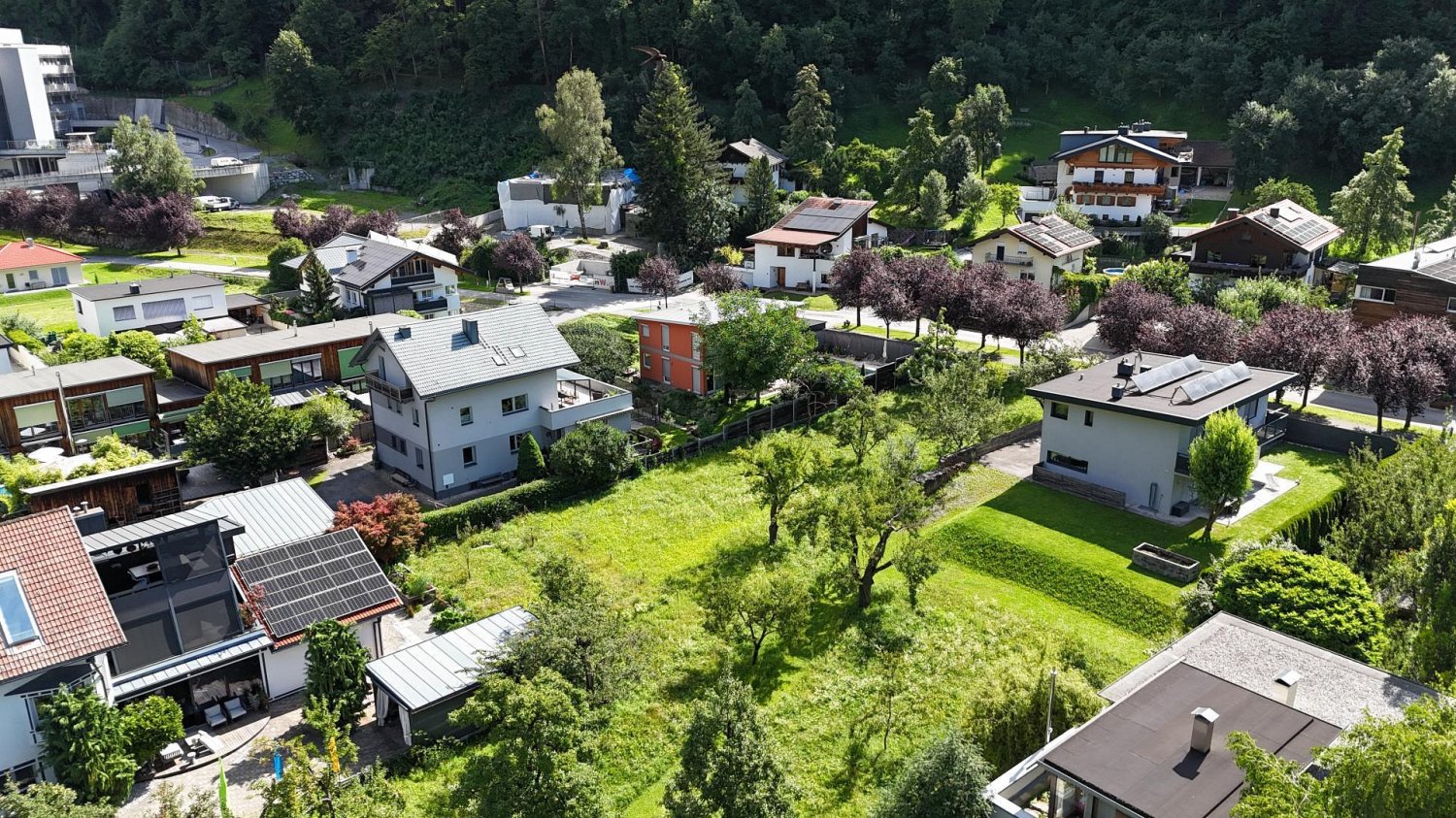  Land in Zams, Austria No. 202116