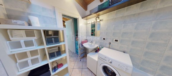 Студия в Кадораго, Италия № 220561 25