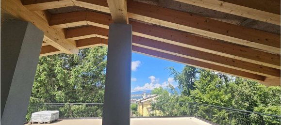 Квартира с 3 комнатами в Боско Кьезануова, Италия № 305279 22