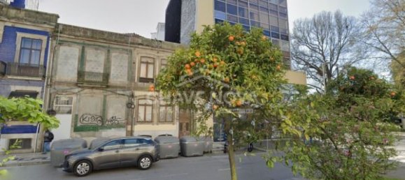 Bâtiment à Porto, Portugal 259m² No. 51962 3