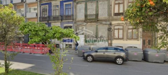 Bâtiment à Porto, Portugal 259m² No. 51962 2