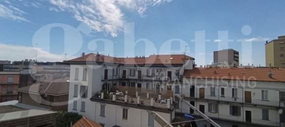 3 Schlafzimmer Wohnung in Milan, Italy, Nr. 277735 11