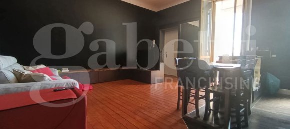 3 Schlafzimmer Wohnung in Milan, Italy, Nr. 277735 2