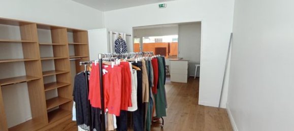 Gewerbliche Immobilie in Brive-la-Gaillarde, France 55m², Nr. 312323 4