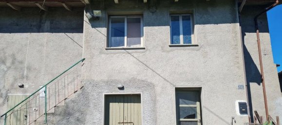 6-salle Maison à Montiano, Italy No. 15947 2