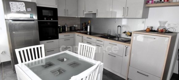 Apartamento de 2 dormitorios en Roncq, France No. 63376 3