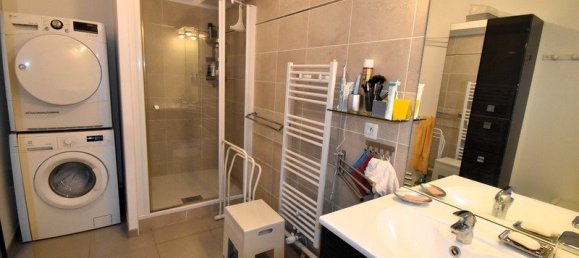 Apartamento de 2 dormitorios en Roncq, France No. 63376 7