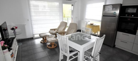 Apartamento de 2 dormitorios en Roncq, France No. 63376 2