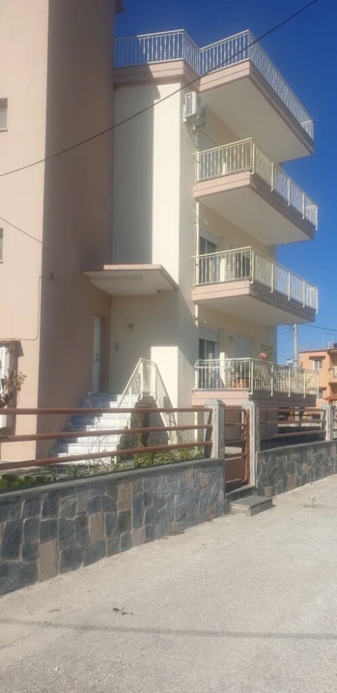 Edificio de 3 dormitorios en Chrysoupoli, Greece No. 94257