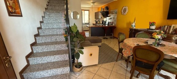 Дуплекс с 3 комнатами в Монтикьяри, Италия № 300194 3