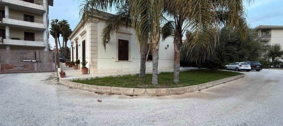 8 rooms Villa in Syracuse, Italy No. 248970 4