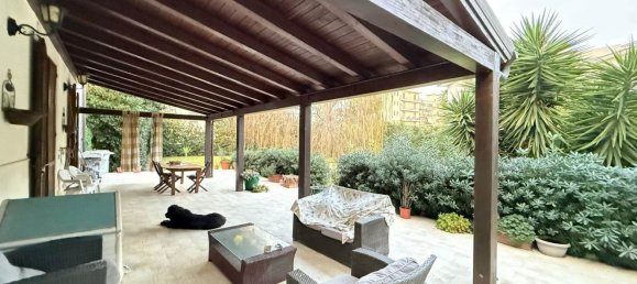 8 rooms Villa in Syracuse, Italy No. 248970 2