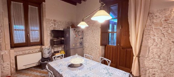 8 rooms Villa in Syracuse, Italy No. 248970 12