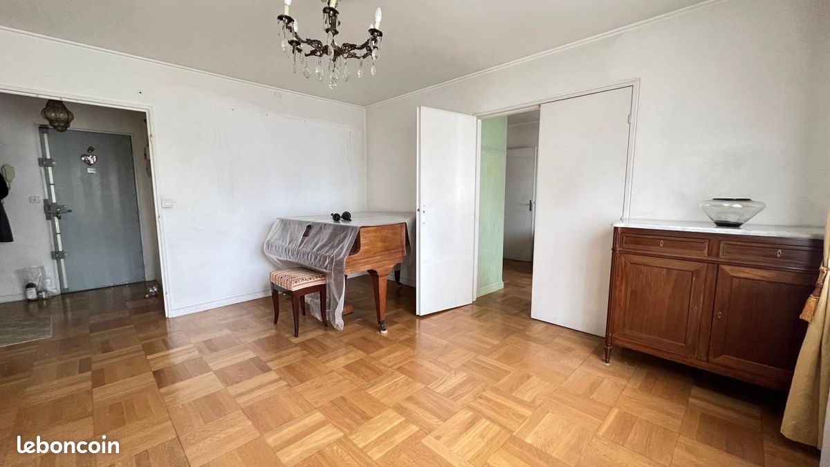Apartamento T3 em Neuilly-sur-Marne, France N.º 181003