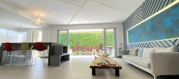 4 bedrooms Condo in Santa Ana, Costa Rica No. 613 2